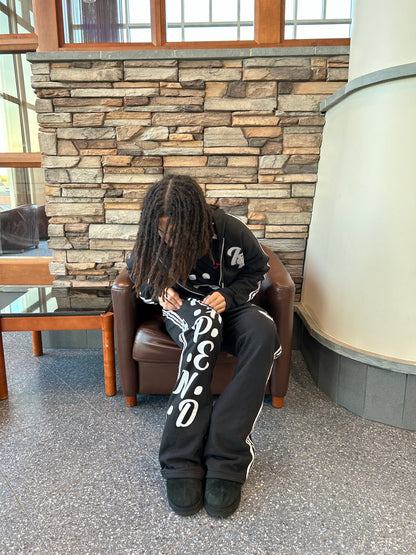 Freedom Creats Art (sweatpants)